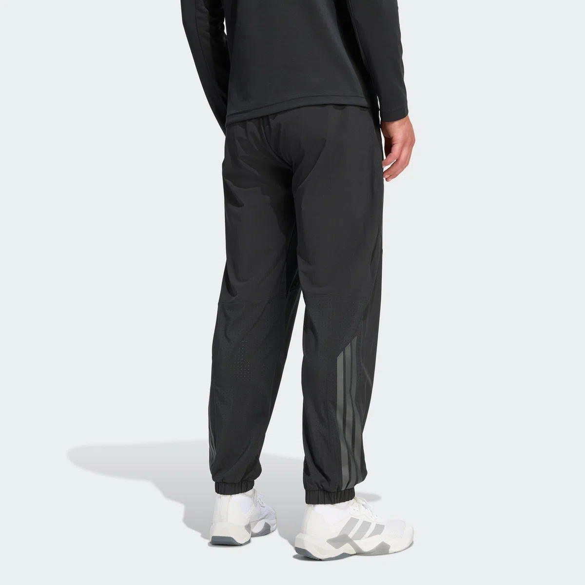 adidas Men's PANTALÓN DE Entrenamiento Tech Essentials